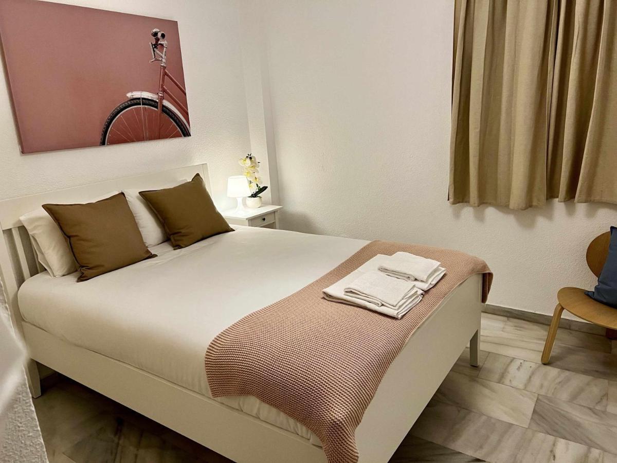 Apartamento Catedral A マラガ エクステリア 写真